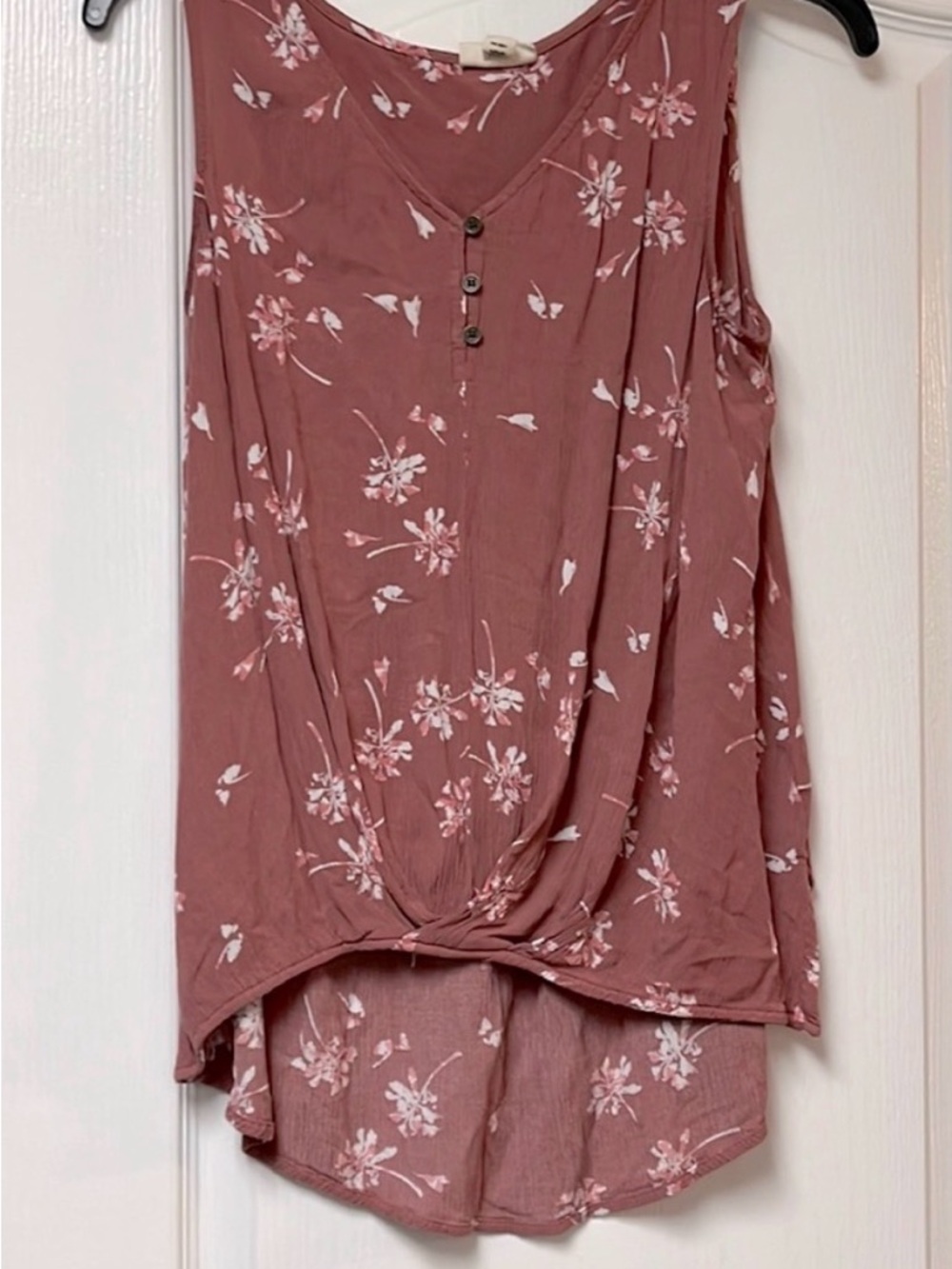 a.n.a Mauve Pink Floral Sleeveless Twist-Hem Tank
